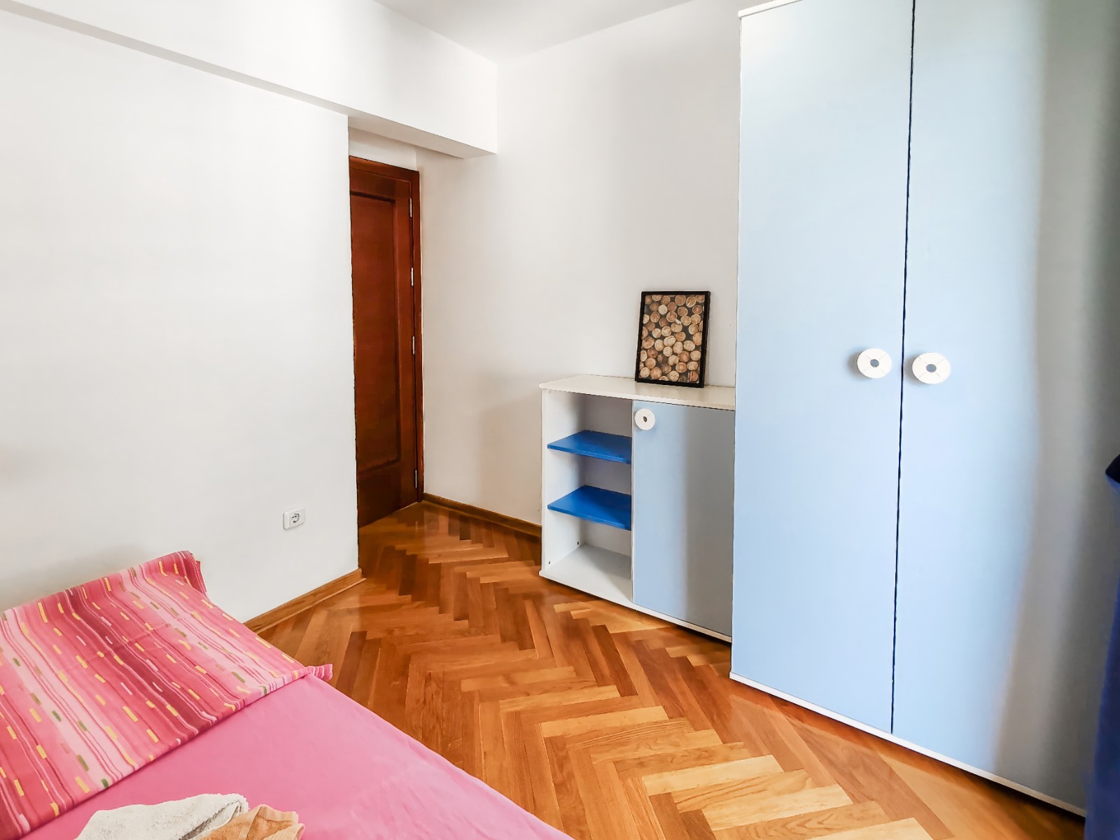 Bright 3-Bedroom Apartment, 78 m², Budva