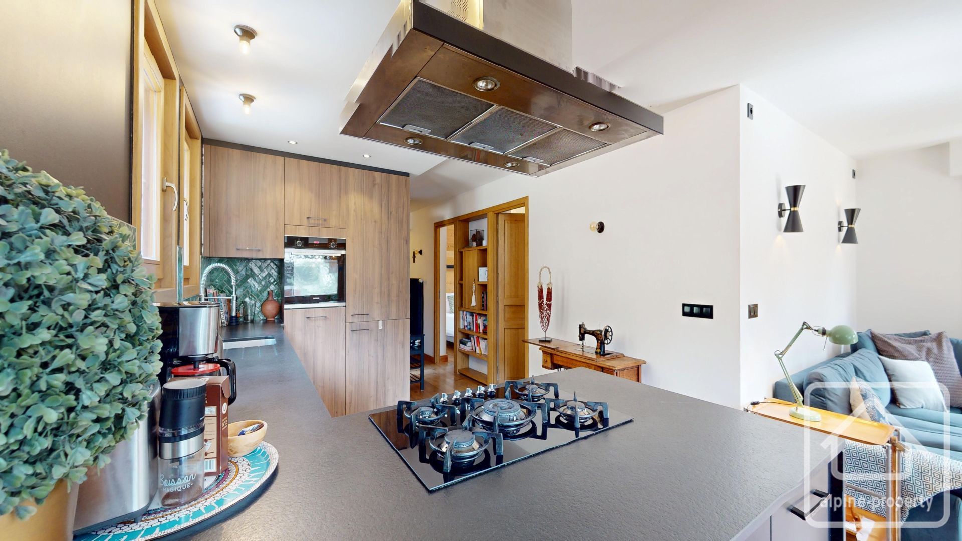 Two Bedroom Apartment In Chamonix Valley With Large Sunny Terrace, Private Parking Space And Shared Garden, One Hour From Geneva. – HIRONDELLE