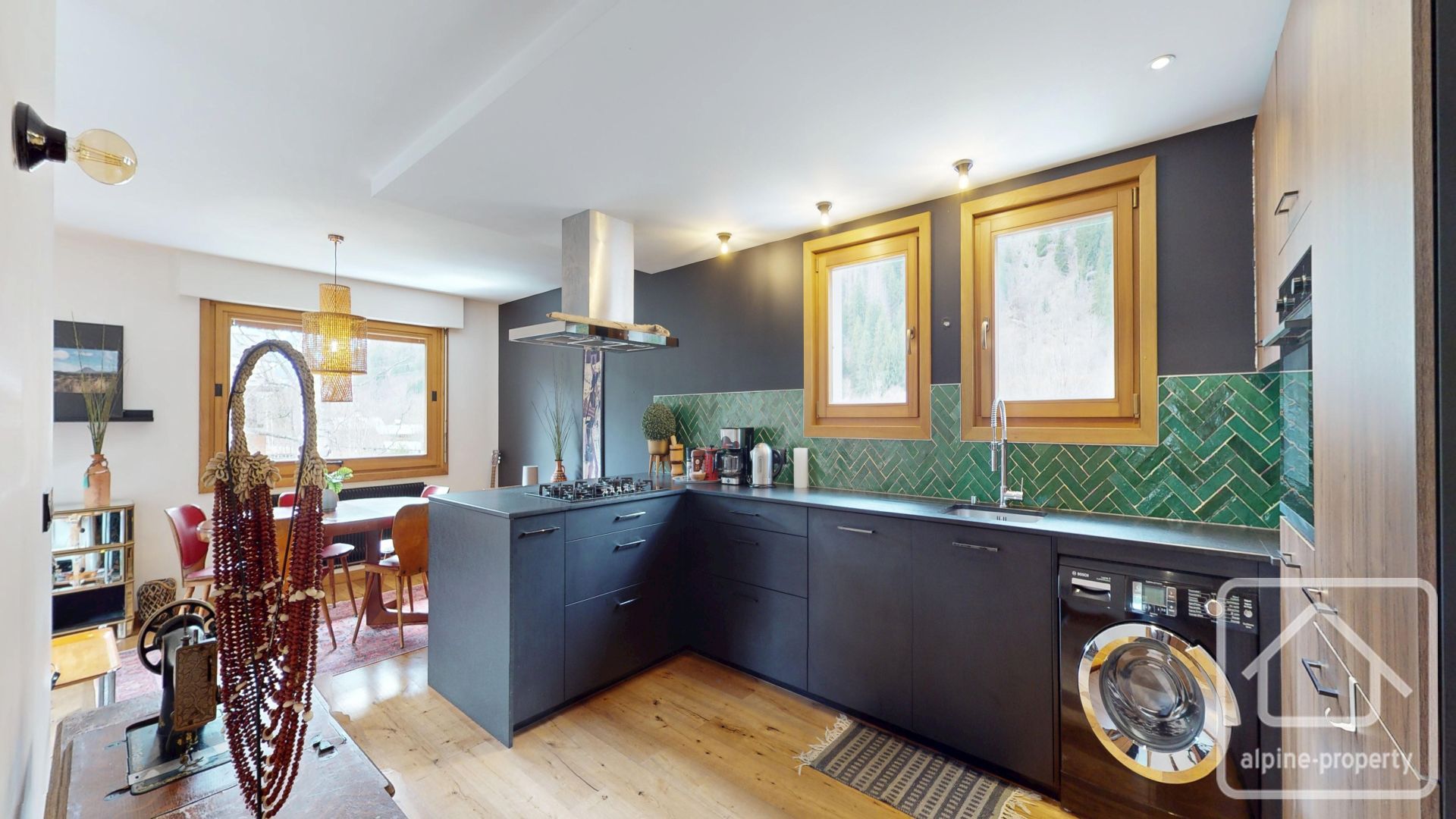 Two Bedroom Apartment In Chamonix Valley With Large Sunny Terrace, Private Parking Space And Shared Garden, One Hour From Geneva. – HIRONDELLE