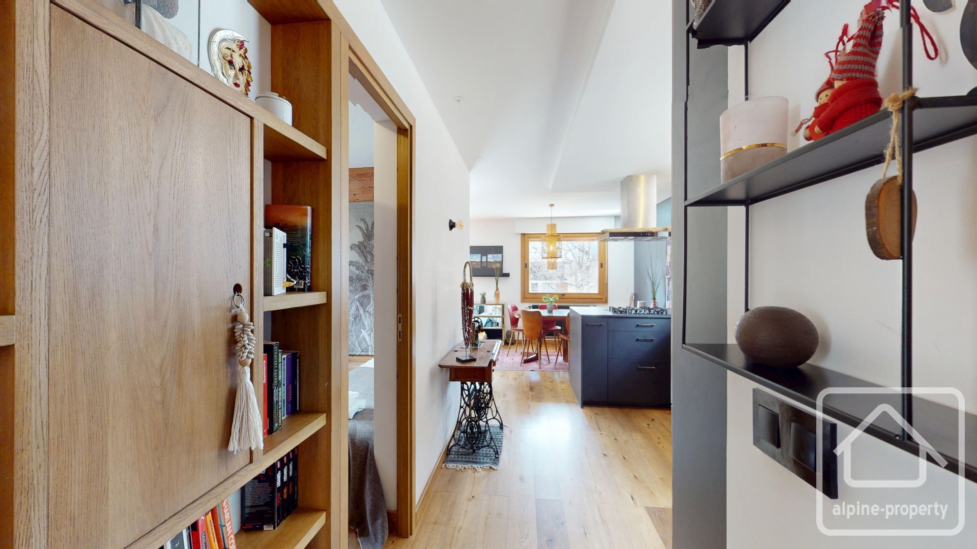 Two Bedroom Apartment In Chamonix Valley With Large Sunny Terrace, Private Parking Space And Shared Garden, One Hour From Geneva. – HIRONDELLE