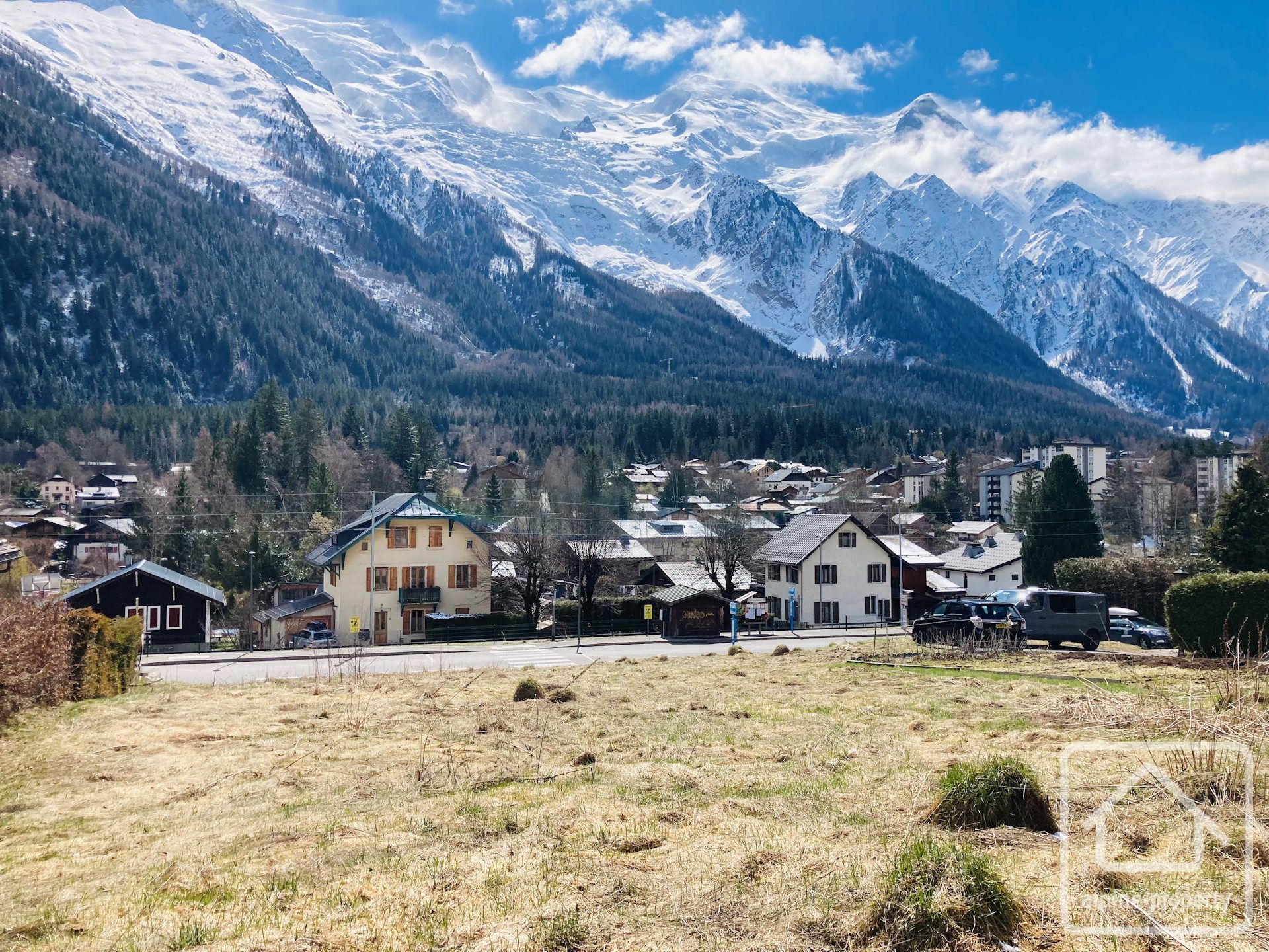 Prime Buildable Land Plot Of 1221m2 With Stunning Mont Blanc Views, 5 Minute Walk To Chamonix Centre, One Hour From Geneva. – MOUSSOUX