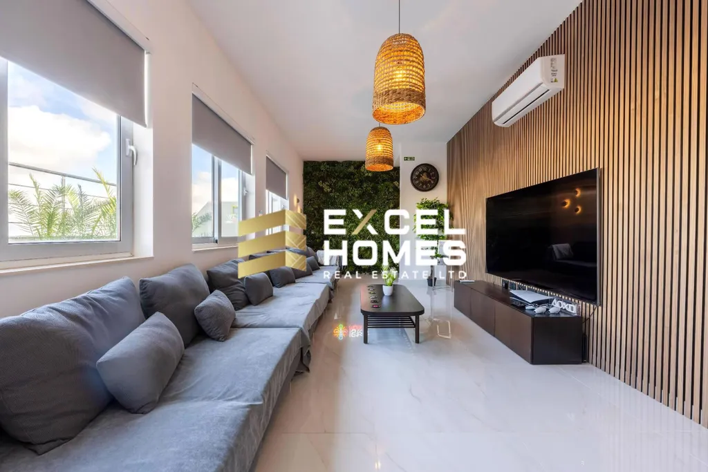 4 bedroom Penthouse in Zurrieq, Malta – 67538