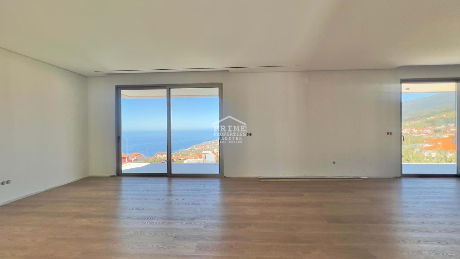 2 bedroom Villa in Arco Da Calheta, Ilha Da Madeira, Portugal – 1450
