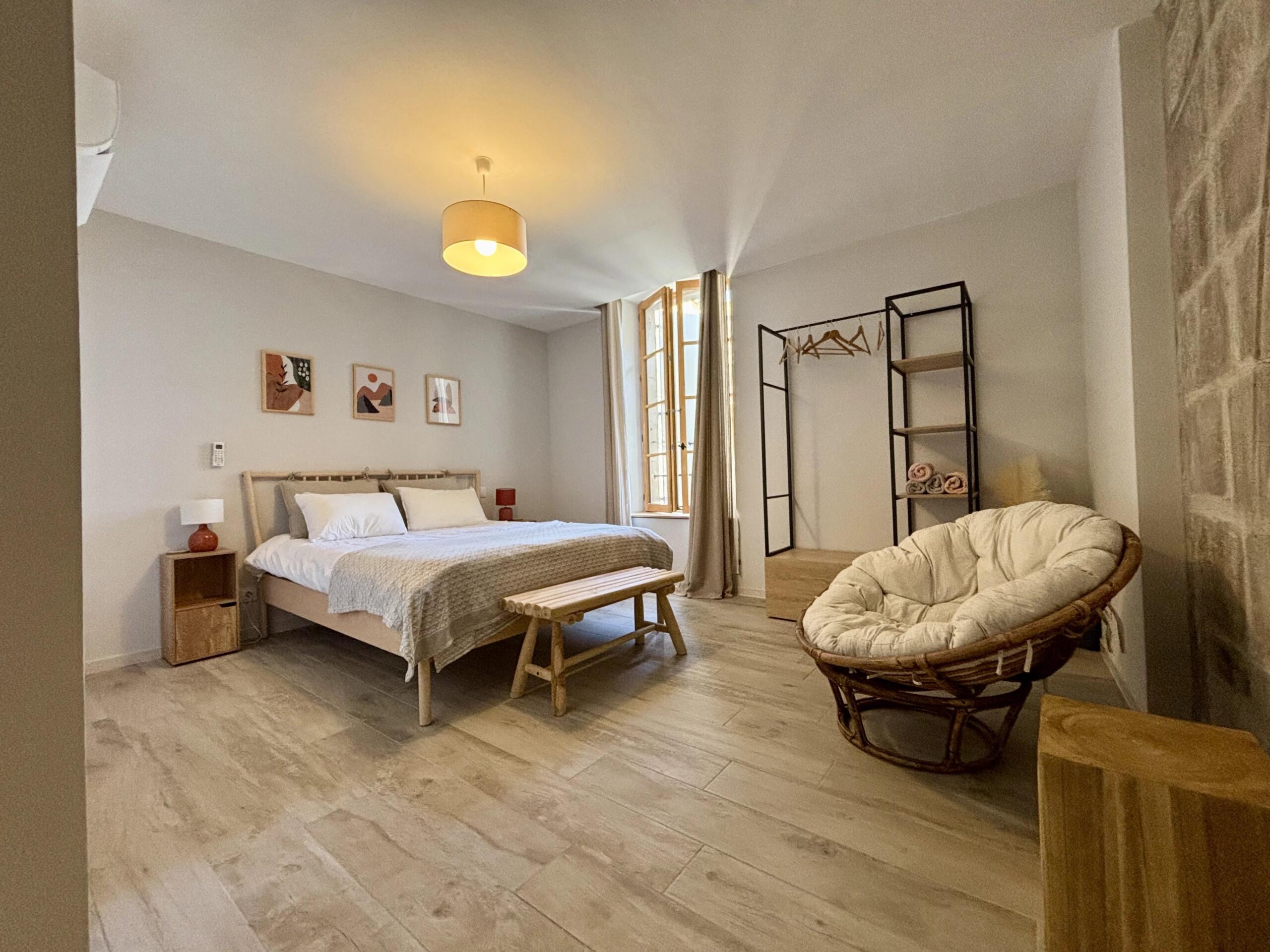 Boutique Luxury Living – Modern Design Meets Historic Charm, Languedoc-Roussillon – France – BVI84525