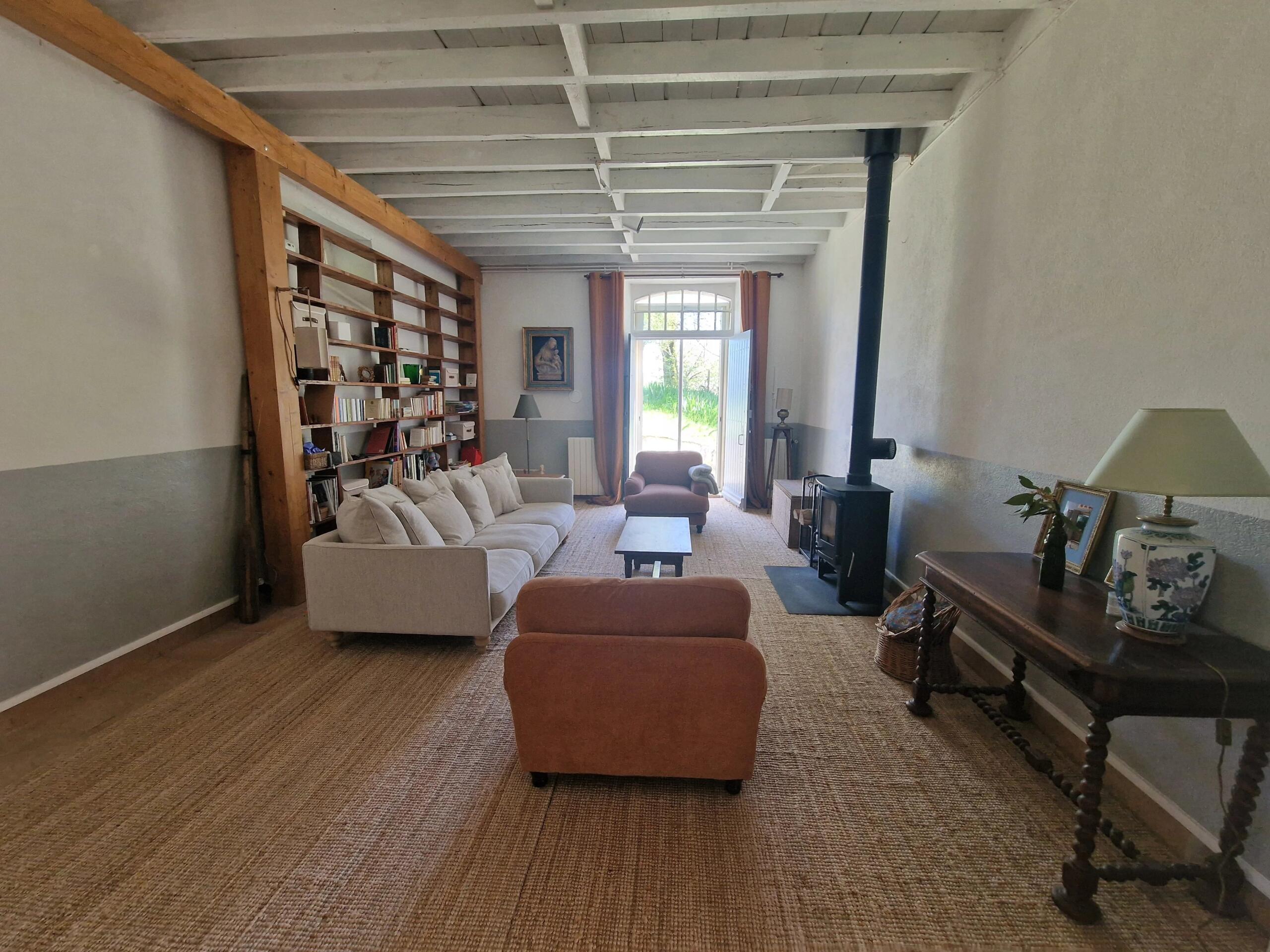 Maison de maitre on edge of village, Aquitaine – France – BVI84856