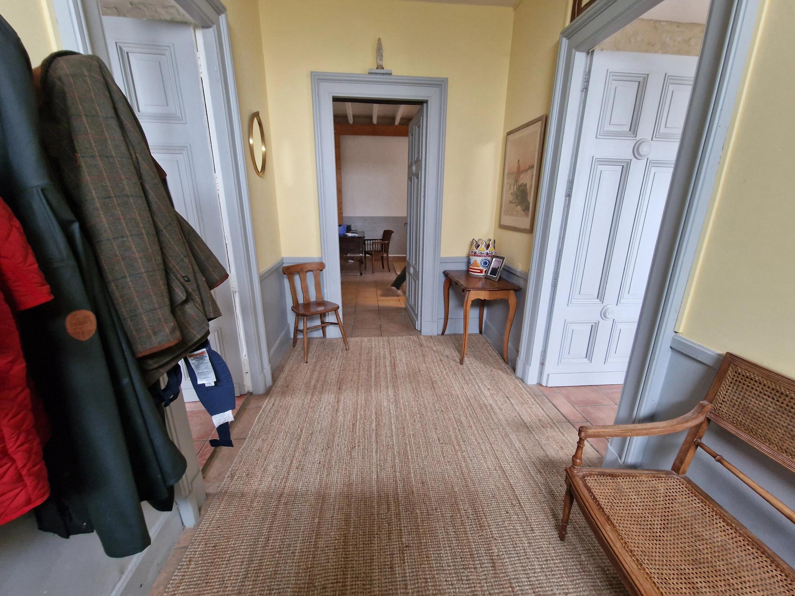 Maison de maitre on edge of village, Aquitaine – France – BVI84856