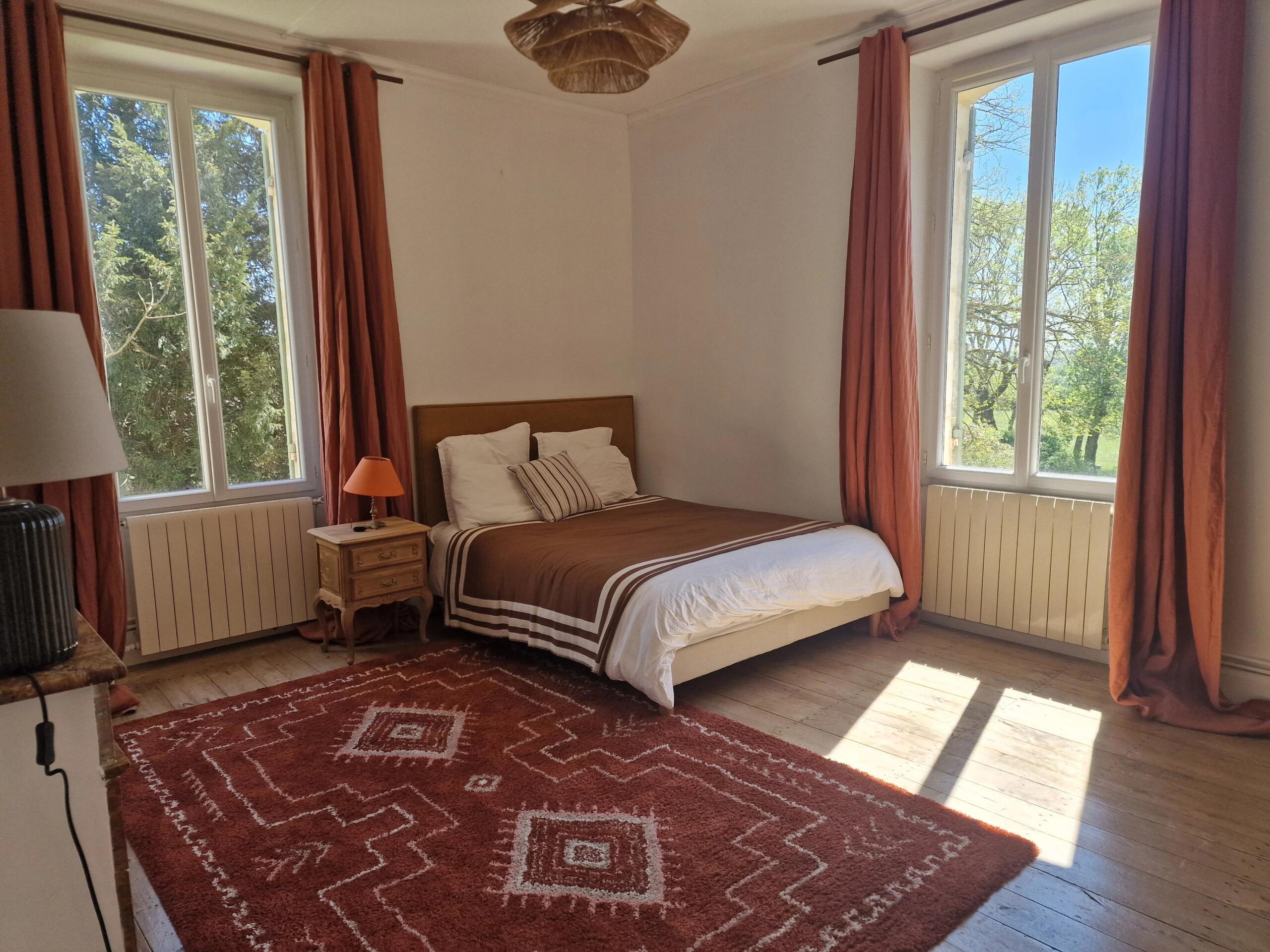 Maison de maitre on edge of village, Aquitaine – France – BVI84856