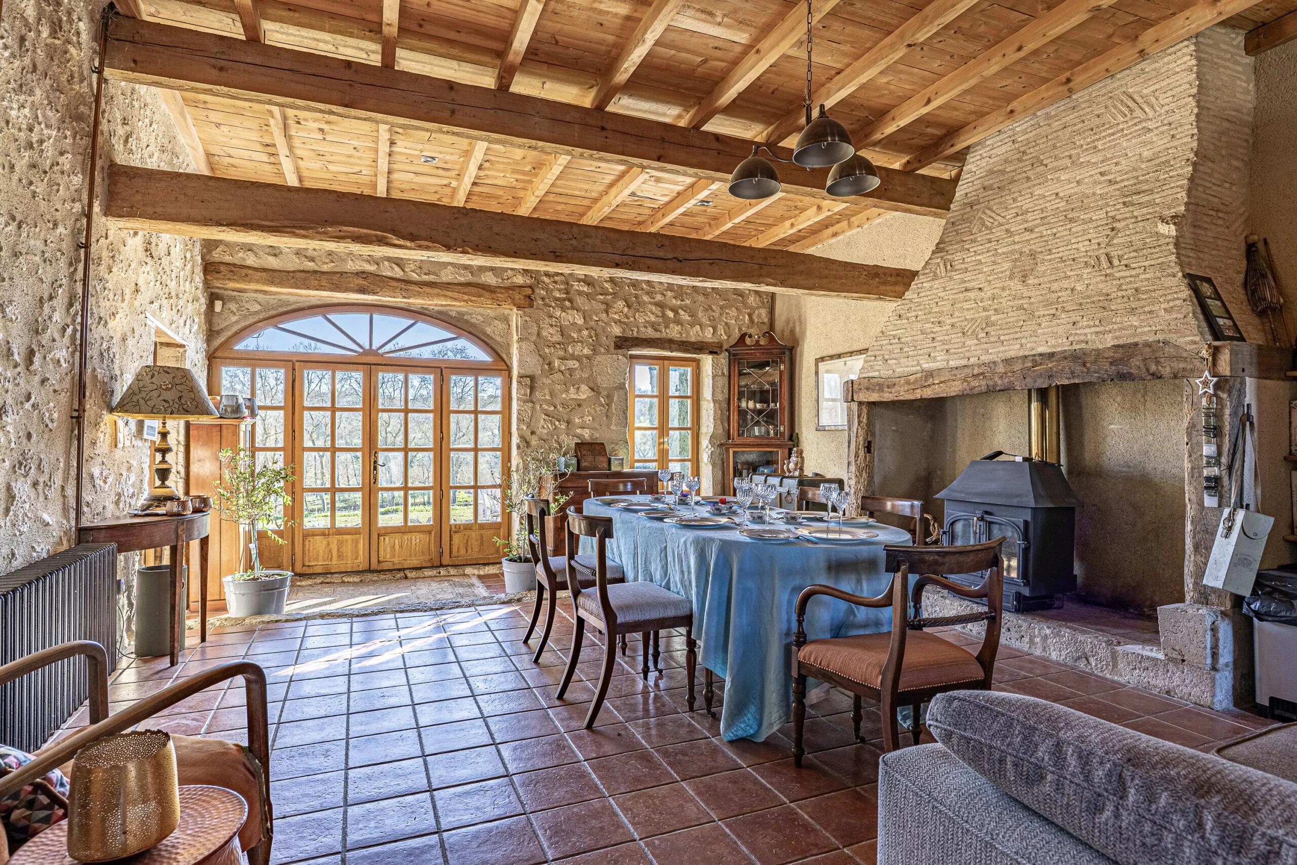 A Breathtaking Country Estate in Gascony, Midi-Pyrénées – France – BVI79540