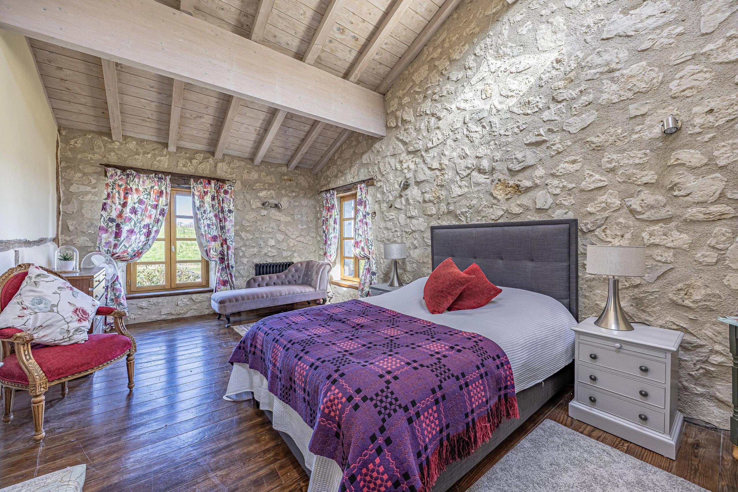 A Breathtaking Country Estate in Gascony, Midi-Pyrénées – France – BVI79540