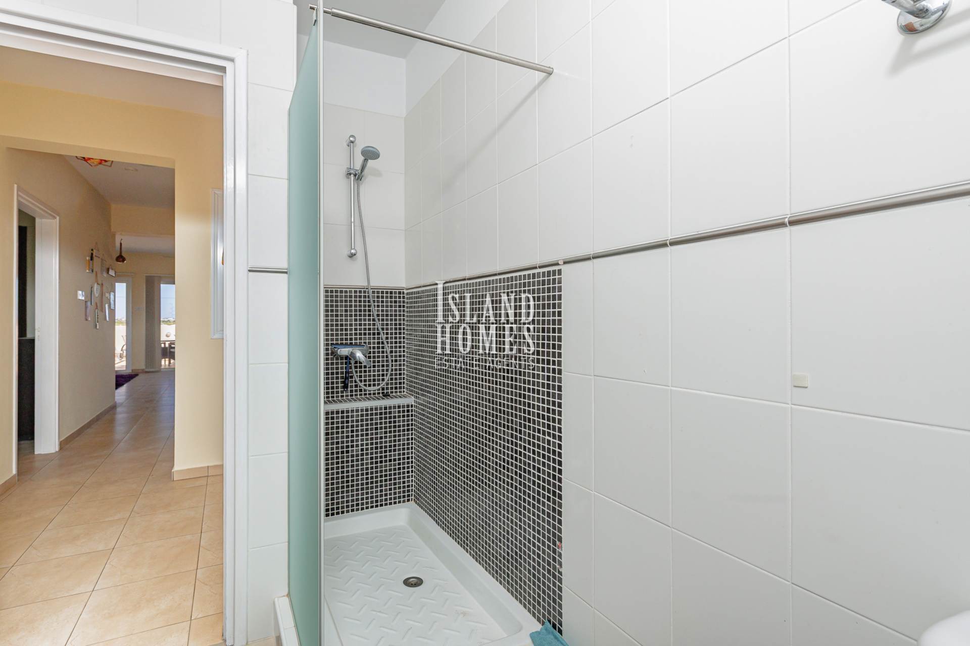 2 bedroom Apartment in Liopetri, Famagusta, Cyprus – LcL107