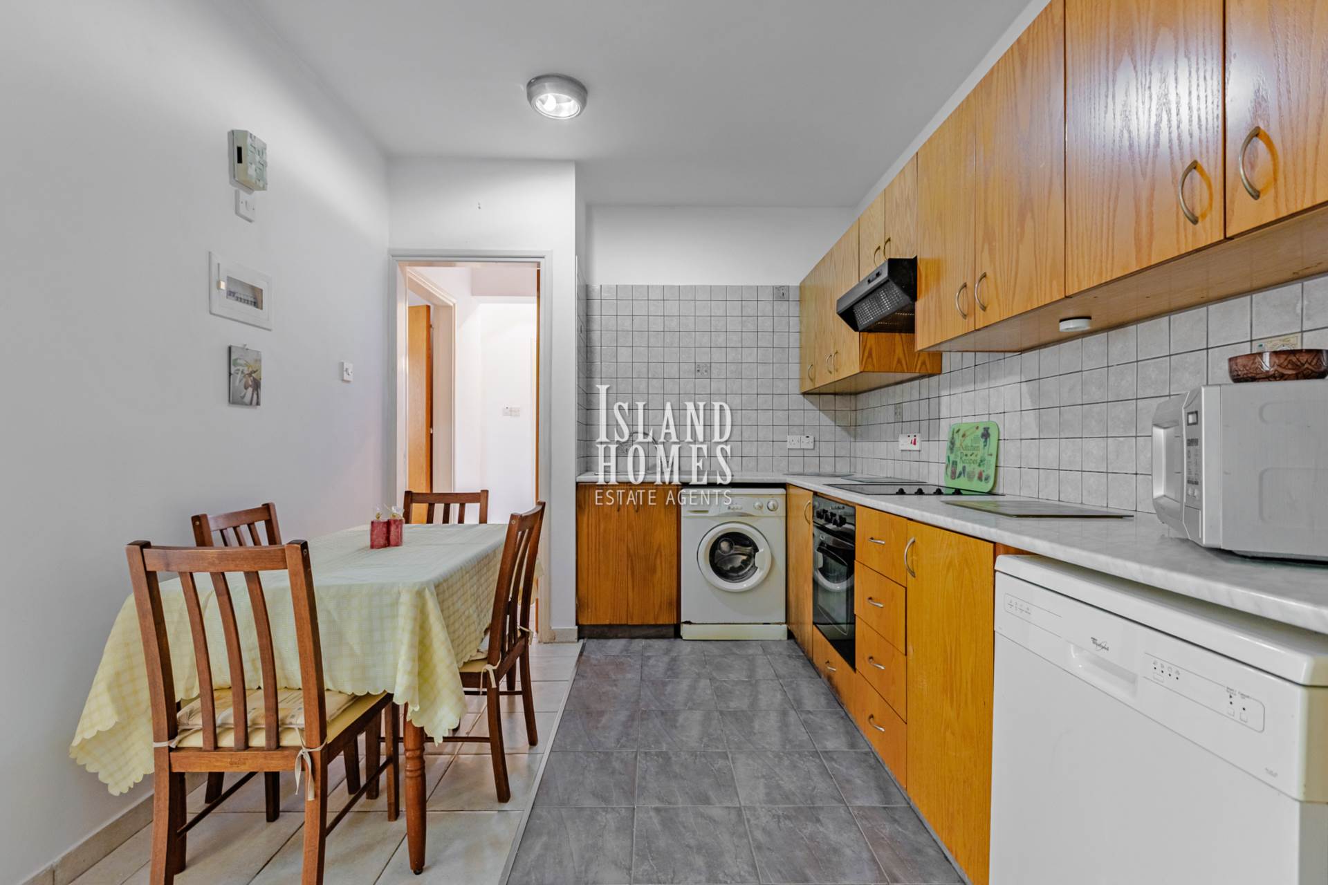 2 bedroom Apartment in Liopetri, Famagusta, Cyprus – TcL105