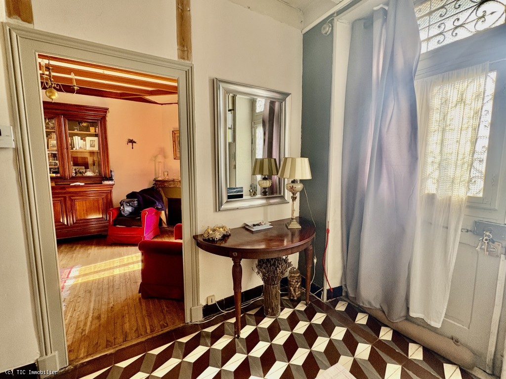 2 bedroom House in Verteuil-Sur-Charente, France – r7459