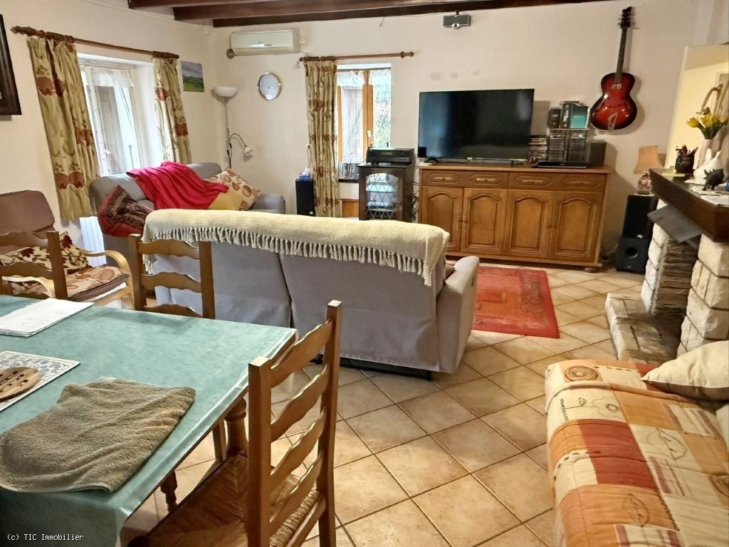 5 bedroom House in Nanteuil-En-Vallee, Nanteuil-En-Vallée, France – r7449