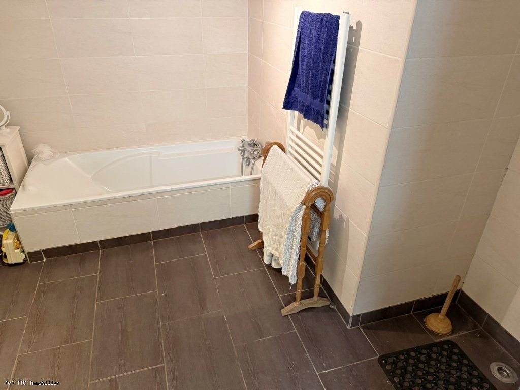 5 bedroom House in Nanteuil-En-Vallee, Nanteuil-En-Vallée, France – r7449