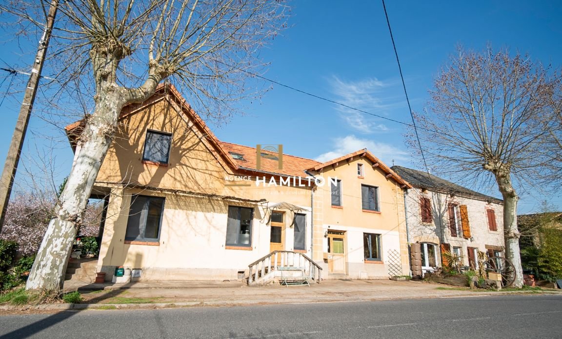 6 bedroom maison de village in Milhars, Tarn, France