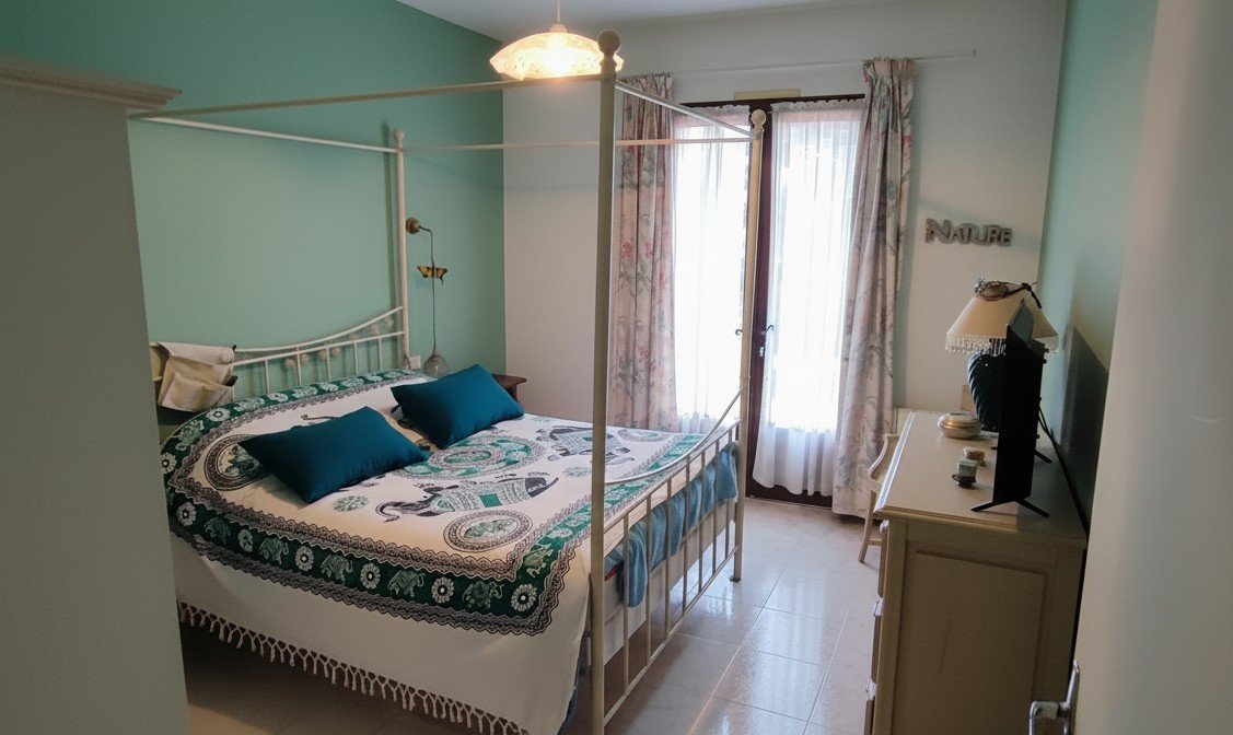 2 bedroom maison in Montbazens, Aveyron, France