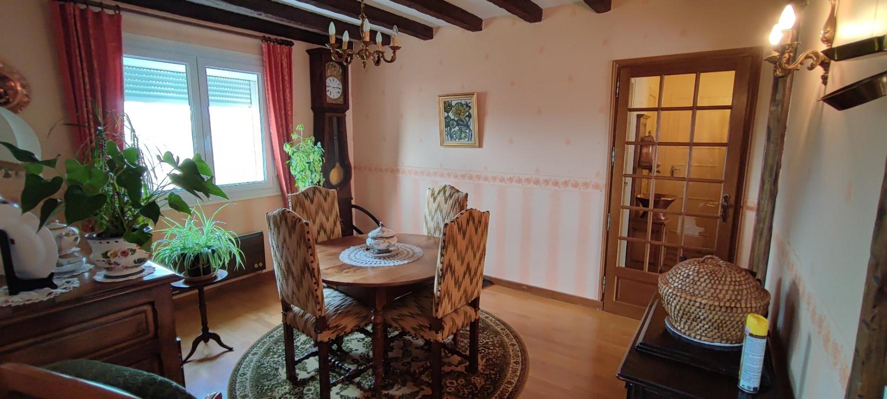 3 bedroom maison de village in Flagnac, Aveyron, France