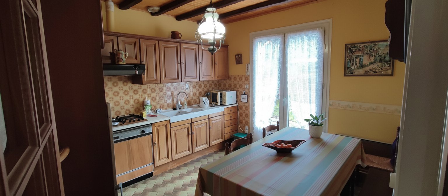 3 bedroom maison de village in Flagnac, Aveyron, France