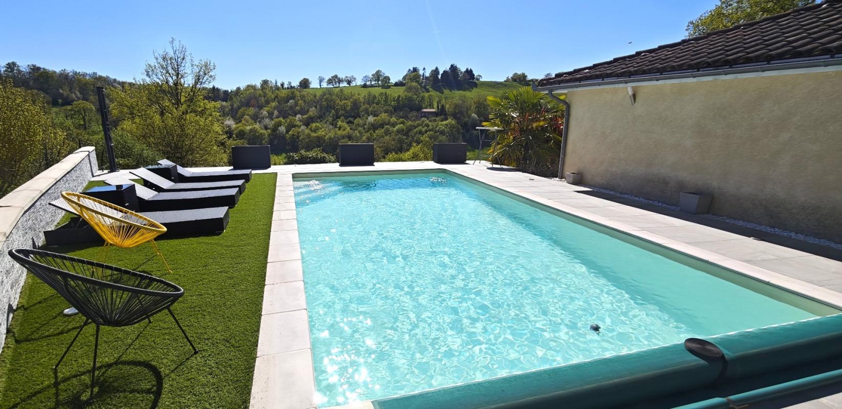 3 bedroom maison individuelle in Aubin, Aveyron, France