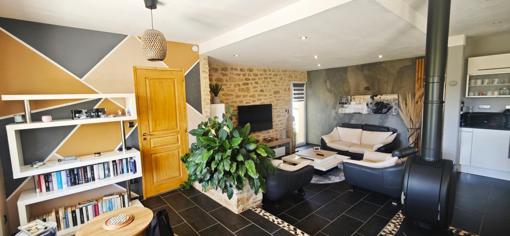 3 bedroom maison individuelle in Aubin, Aveyron, France