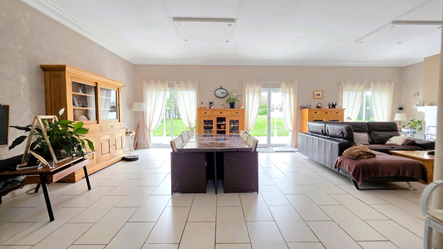 4 bedroom maison in Castelnau De Montmiral, Tarn, France