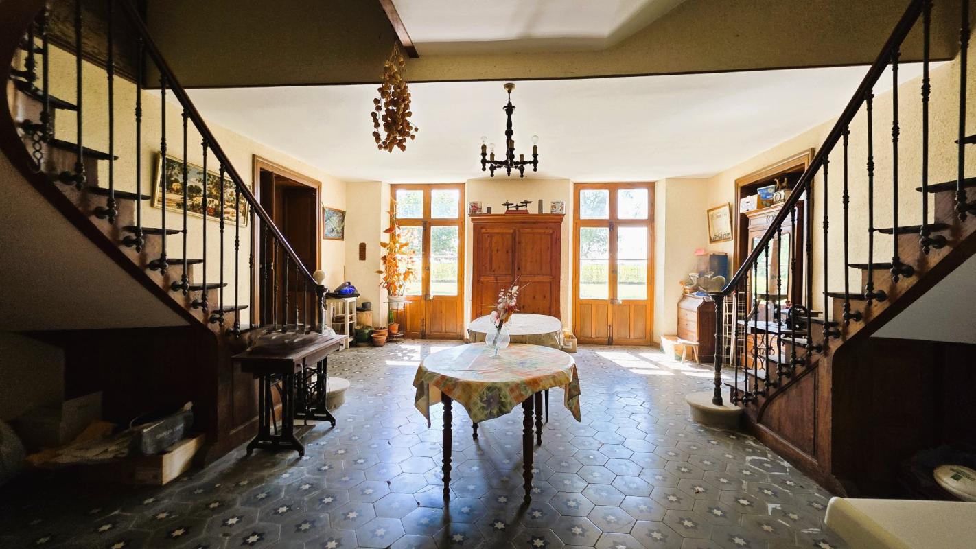 9 bedroom maison in Negrepelisse, Tarn-et-Garonne, France