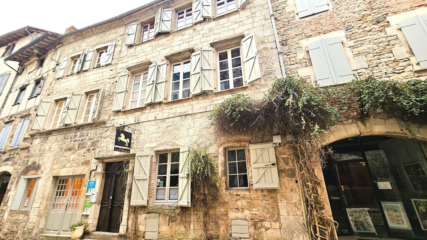 10 bedroom maison in Saint Antonin Noble Val, Tarn-et-Garonne, France