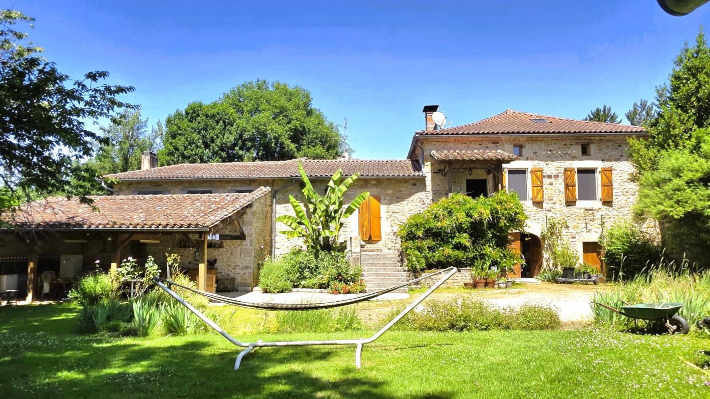 6 bedroom propriete in Varen, Tarn-et-Garonne, France
