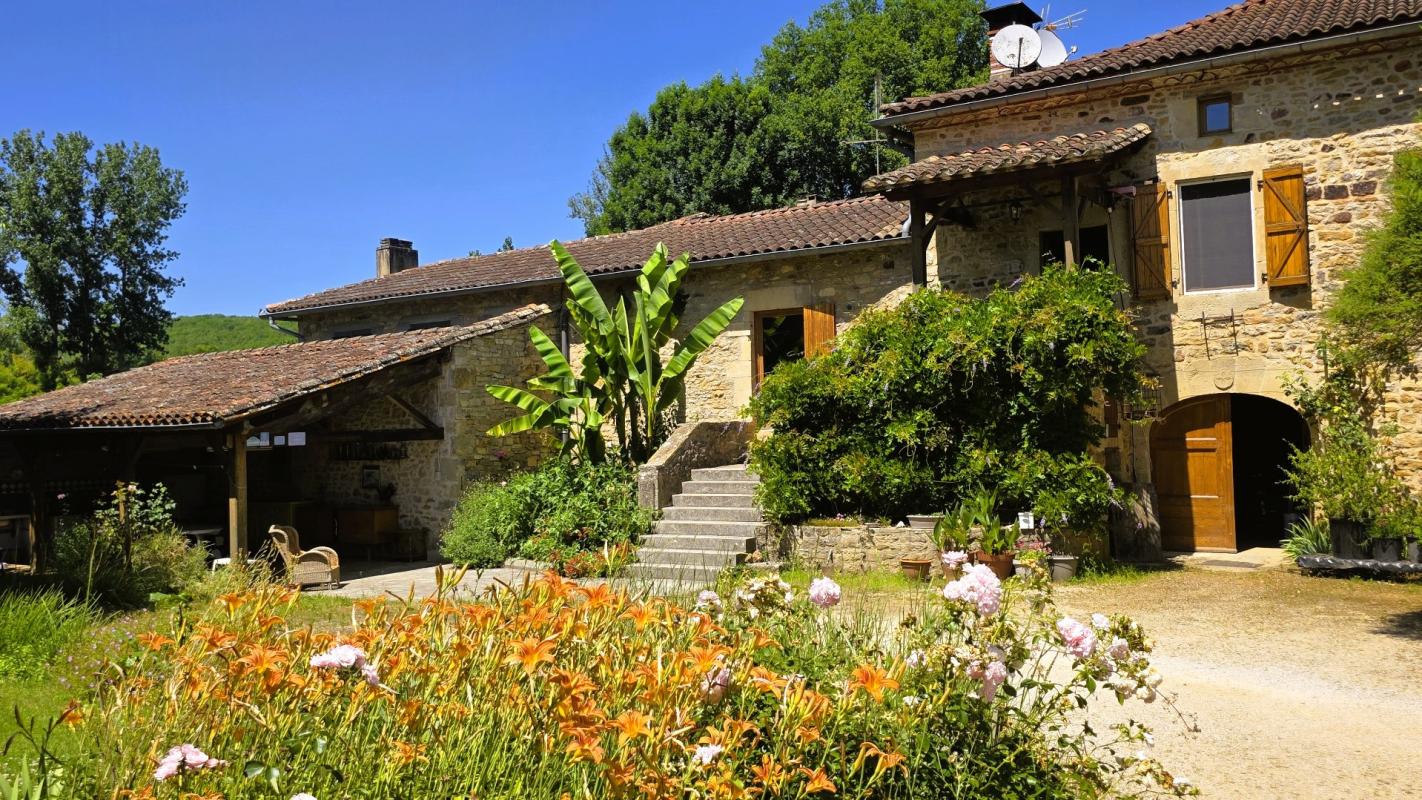 6 bedroom propriete in Varen, Tarn-et-Garonne, France