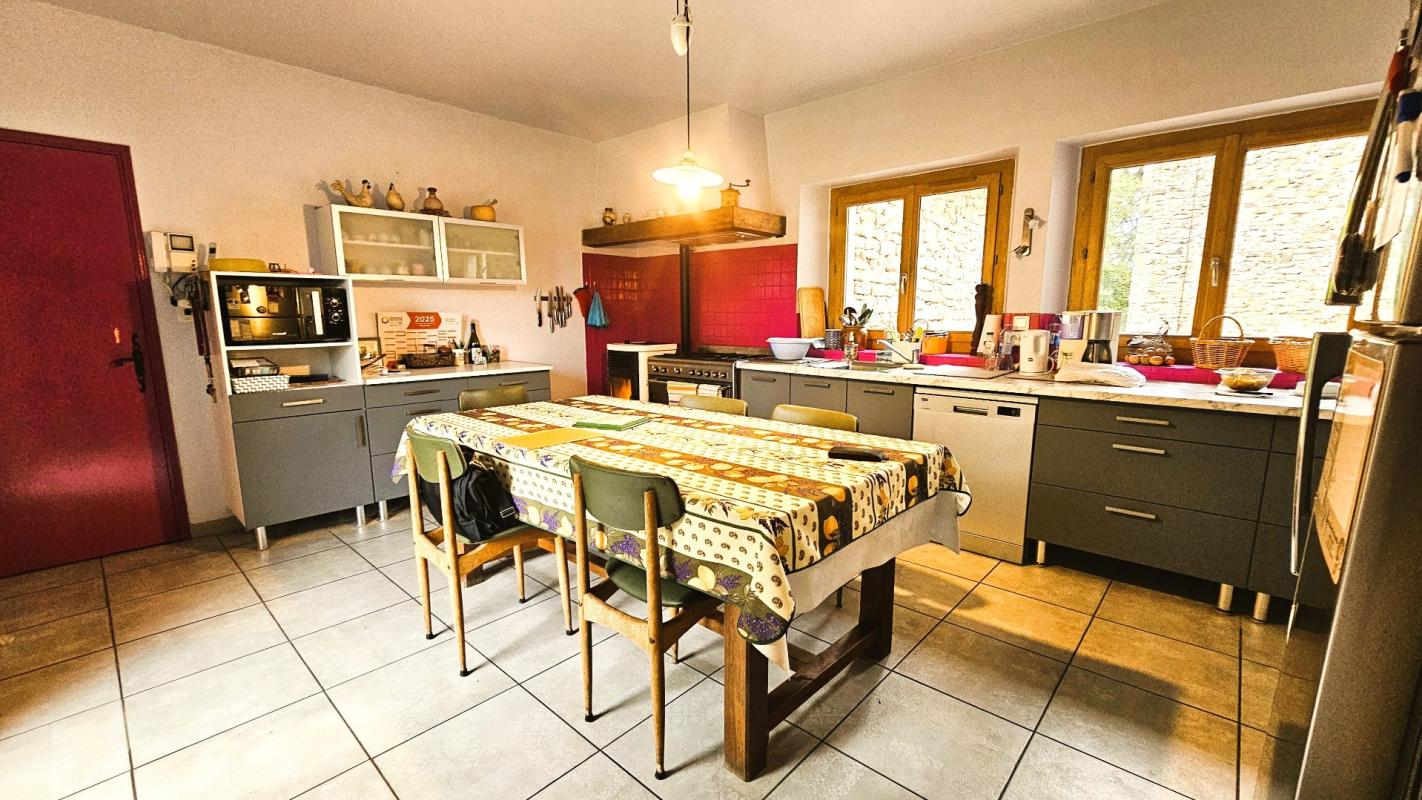 6 bedroom propriete in Varen, Tarn-et-Garonne, France