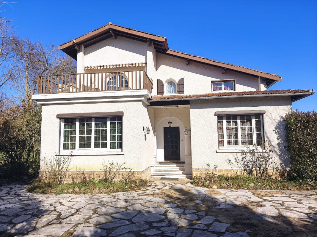 6 bedroom villa in Negrepelisse, Tarn-et-Garonne, France