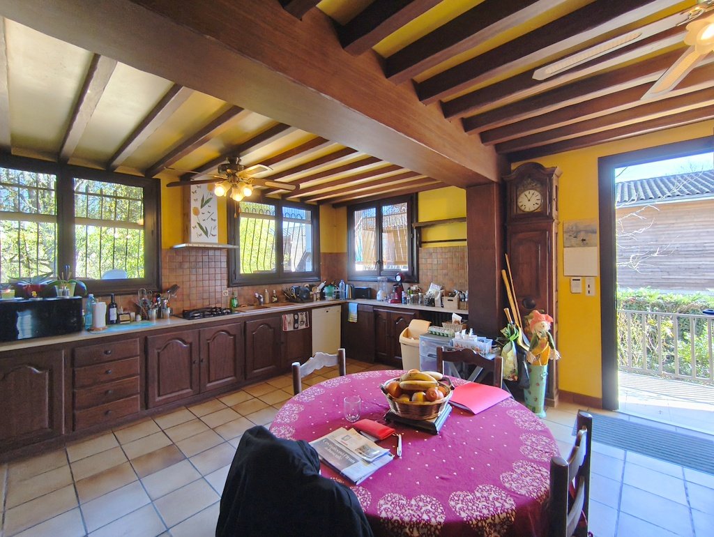 6 bedroom villa in Negrepelisse, Tarn-et-Garonne, France