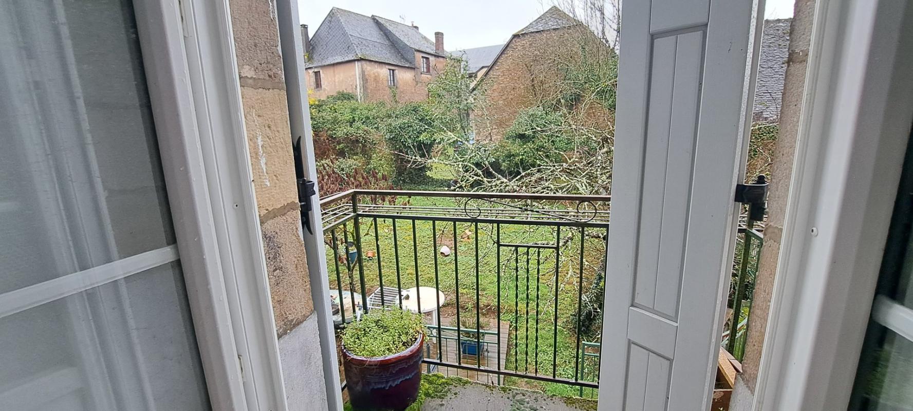 2 bedroom t3 in Juillac, Corrèze, France