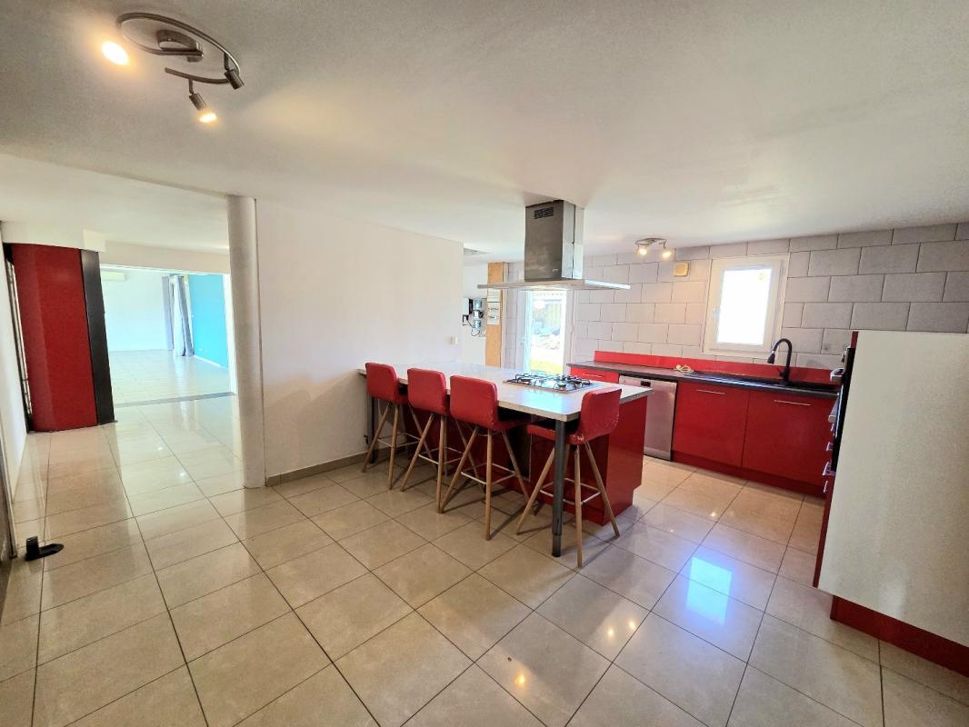 4 bedroom maison in Anglars Saint Felix, Aveyron, France