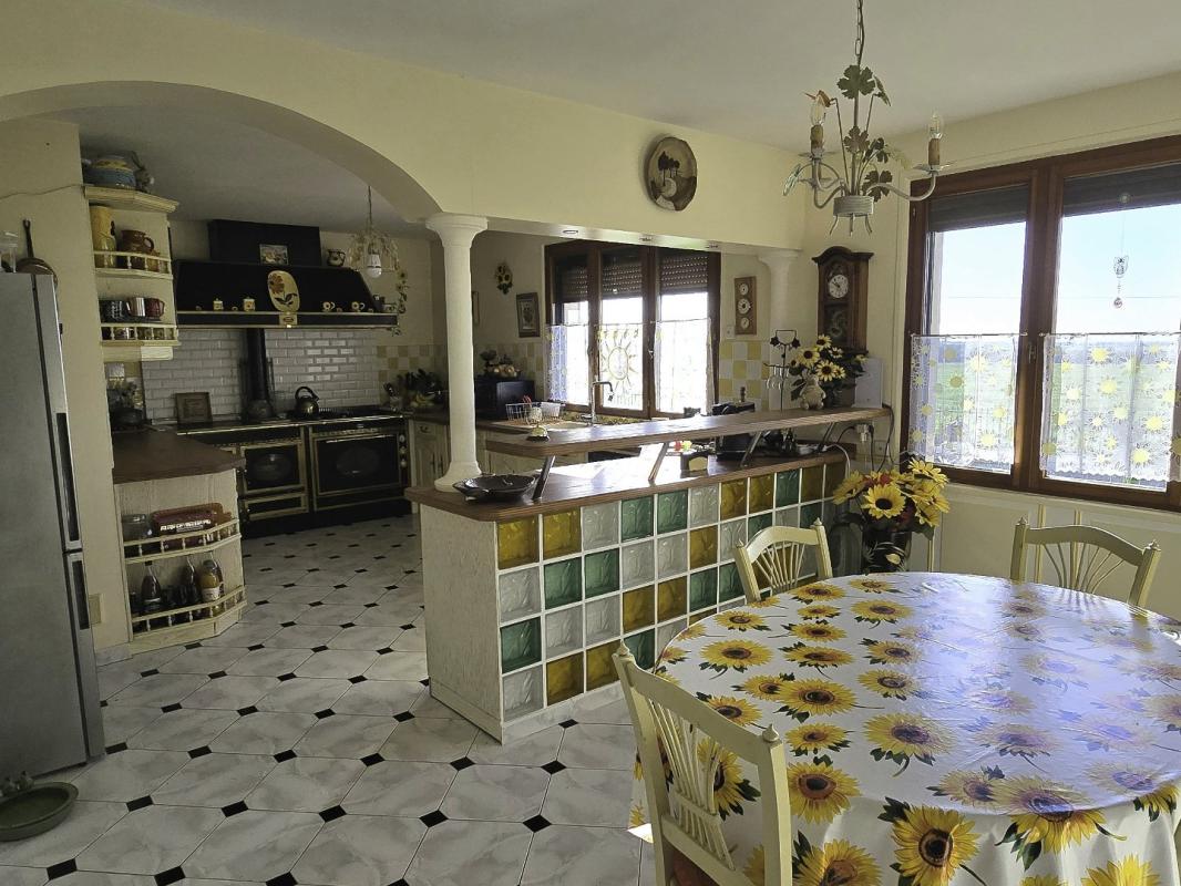 3 bedroom propriete in Fontaine Chalendray, Charente-Maritime, France