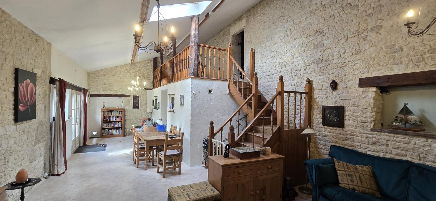 6 bedroom propriete in Loire Sur Nie, Charente-Maritime, France