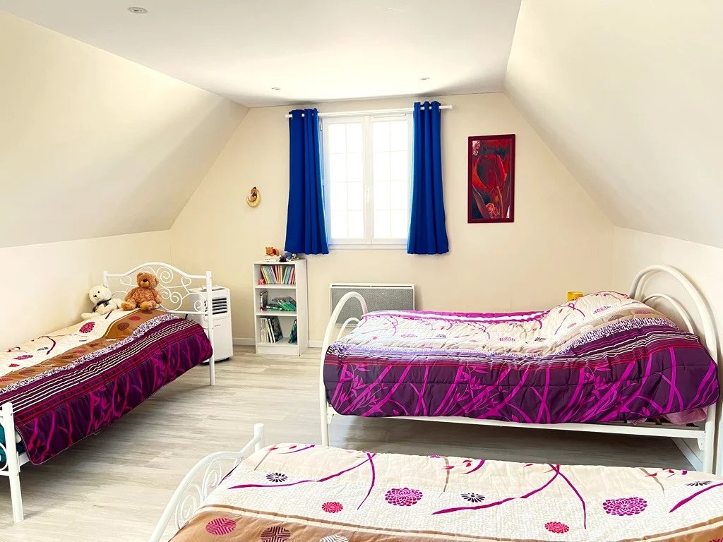 Sector, village: Causses du Quercy: superb, modern house with 3 en suite bedrooms and pool, Midi-Pyrénées – France – BVI84986