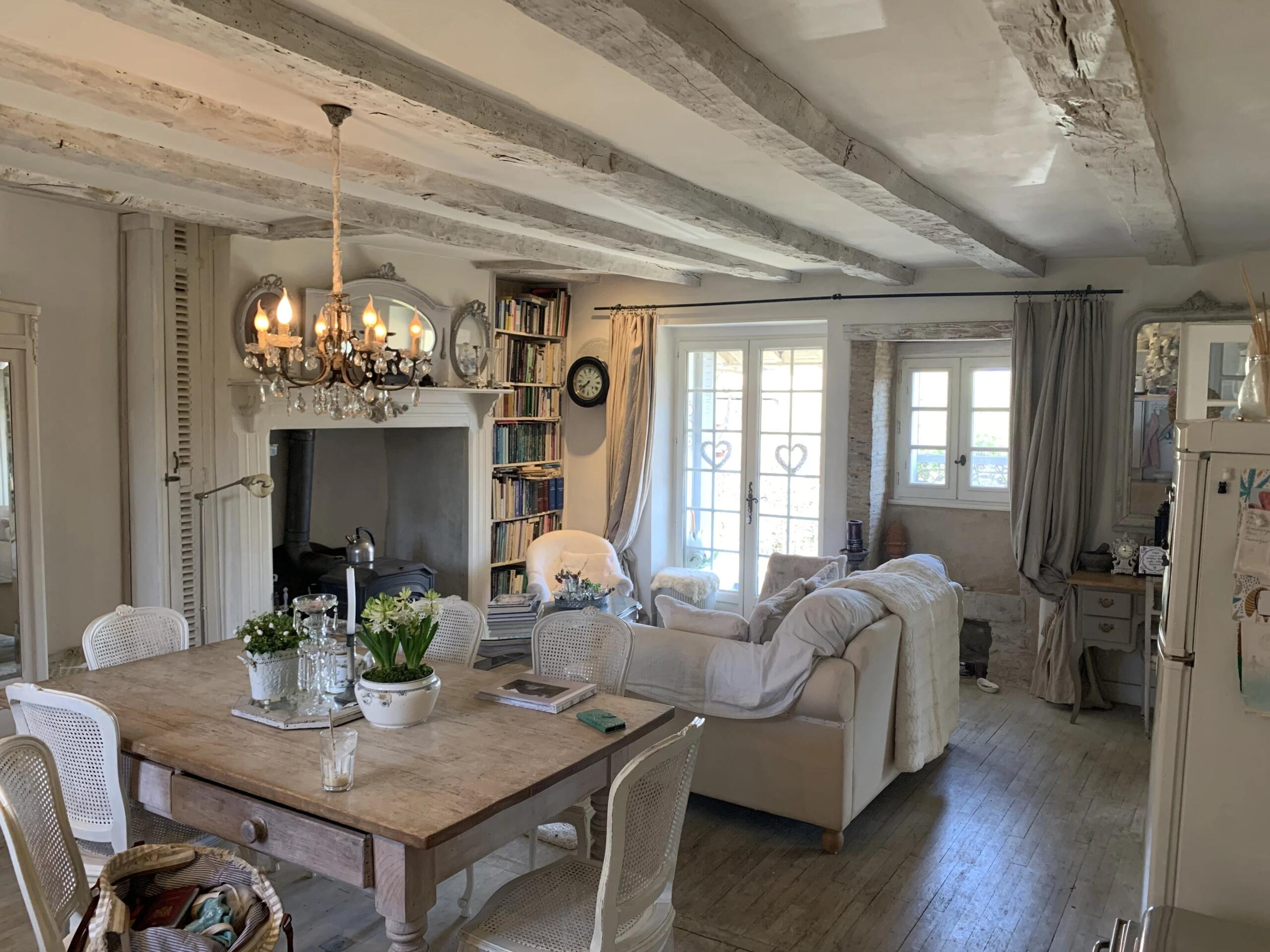 Charming Country Cottage Just Minutes from Amenities, Aquitaine – France – BVI84706