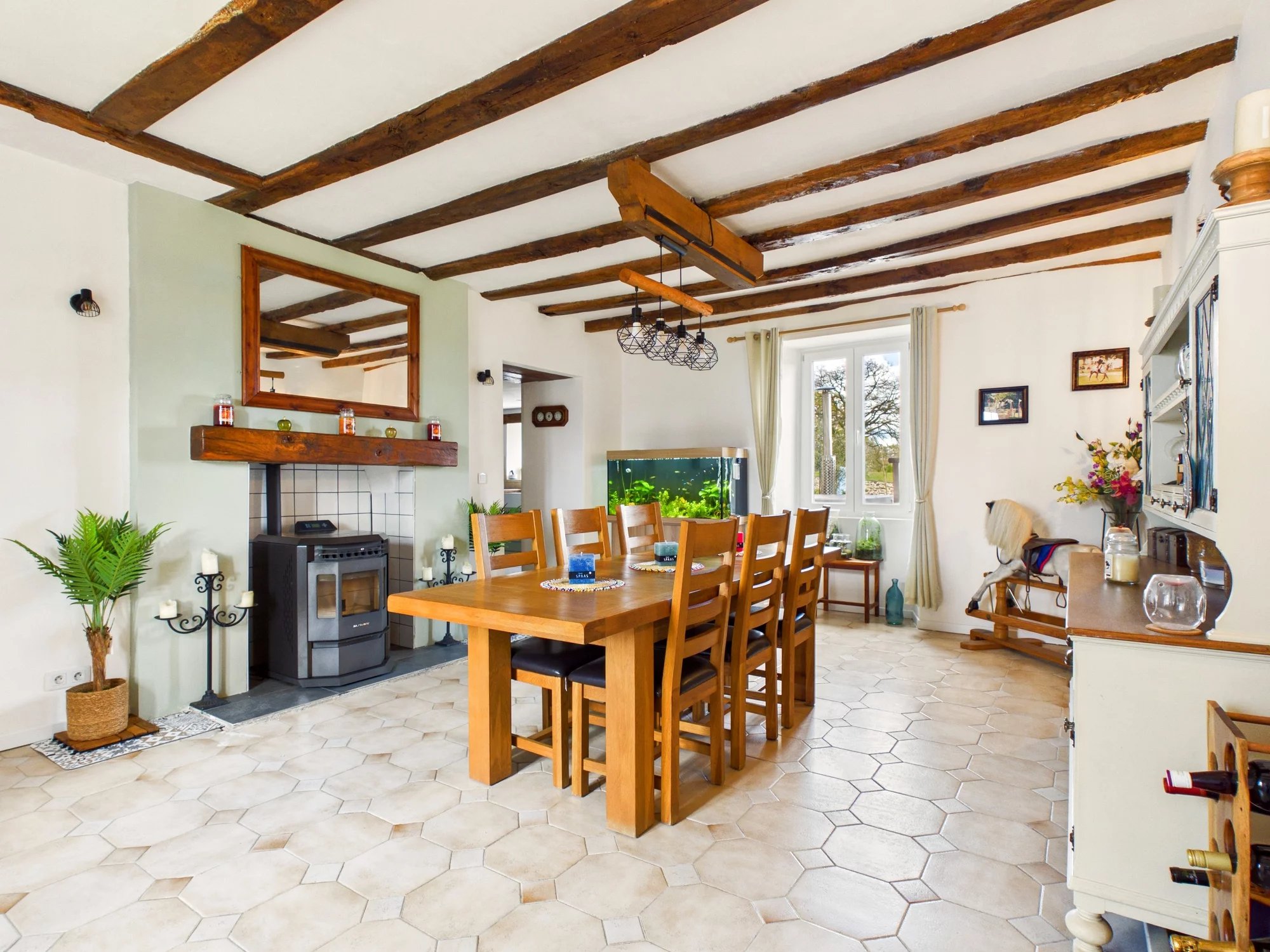 Private estate, 17 hectares, large main house plus three further houses, lake, business opportunities, Limousin – France – BVI85083