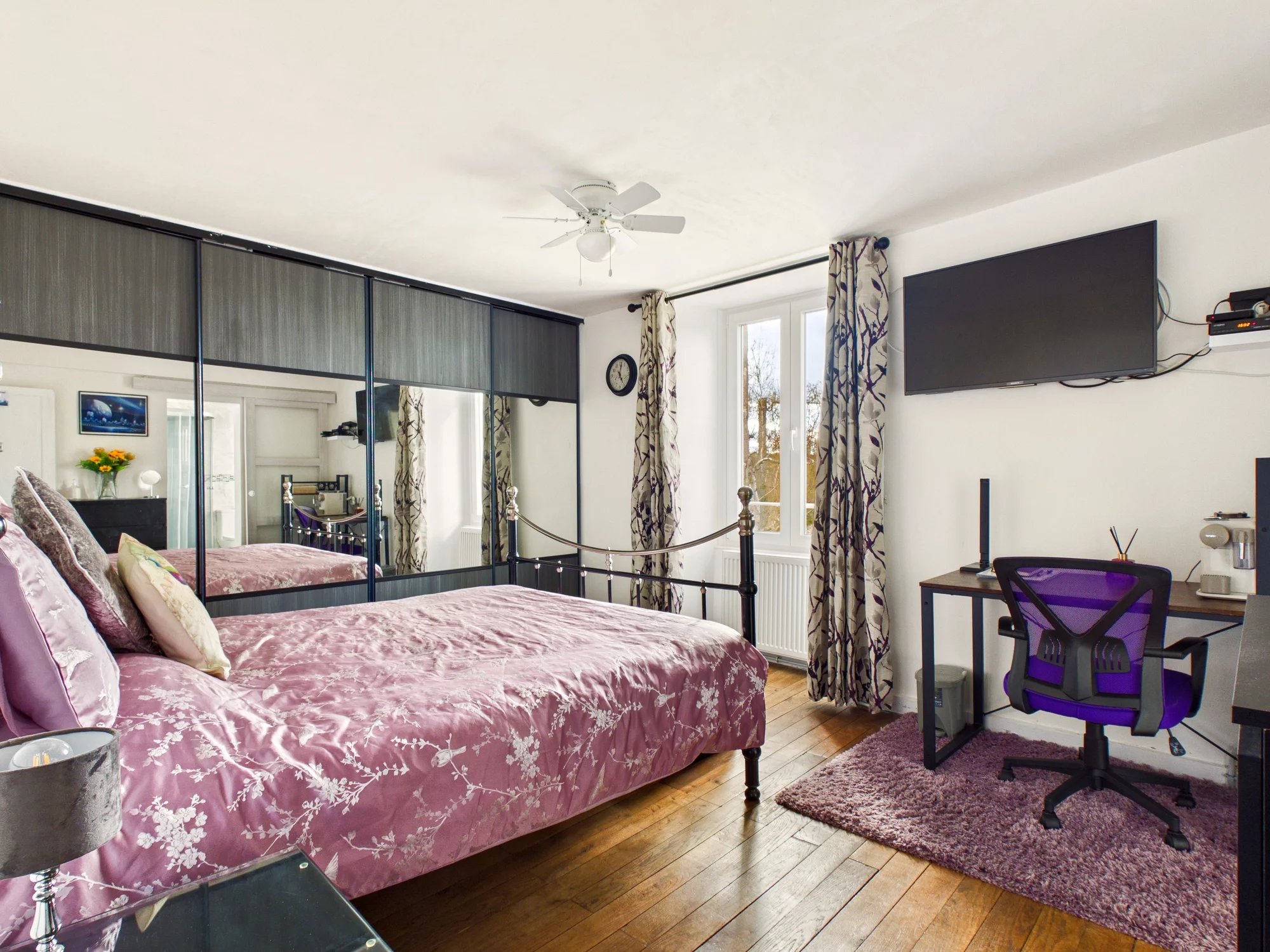 Private estate, 17 hectares, large main house plus three further houses, lake, business opportunities, Limousin – France – BVI85083