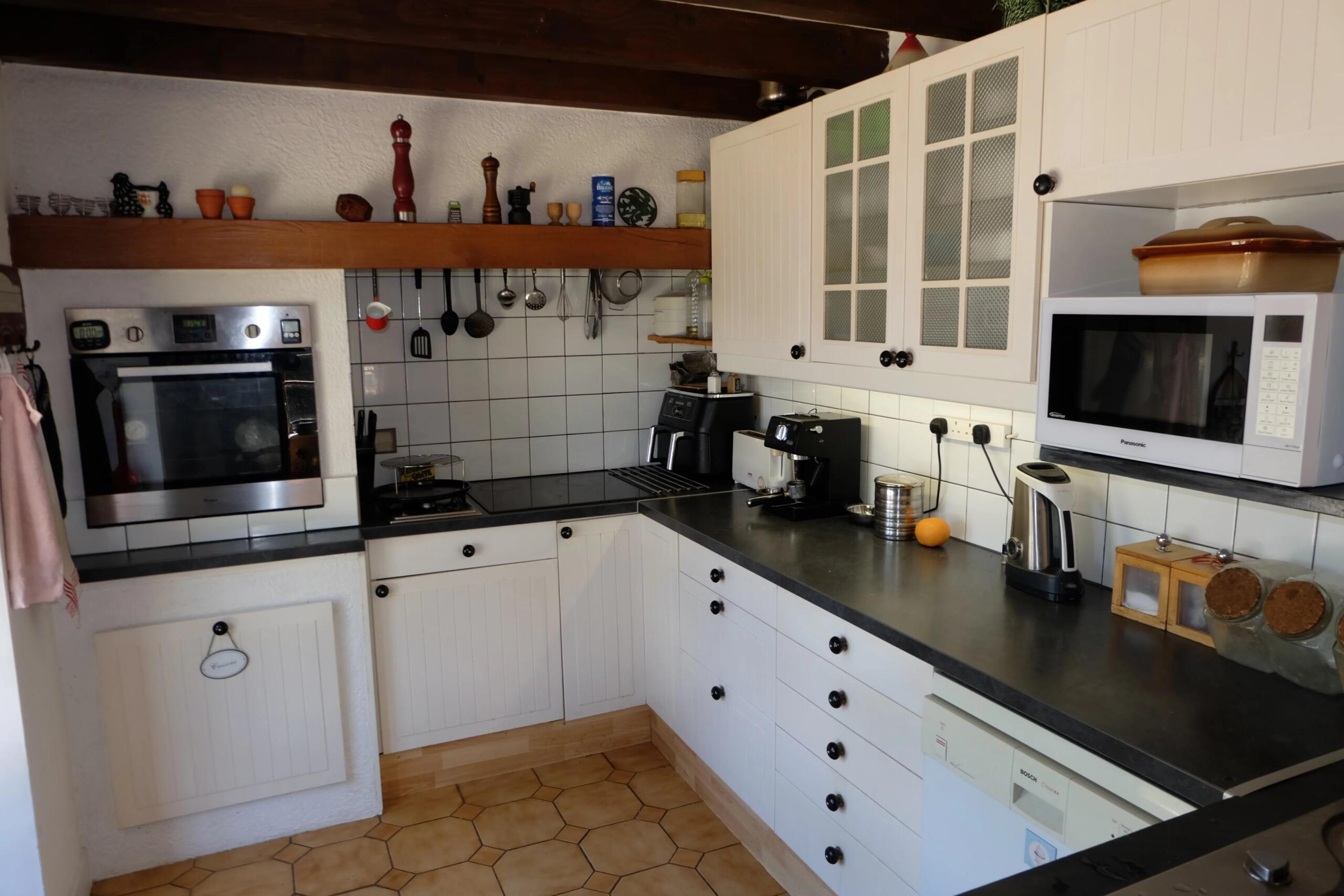 Stone house with swimming pool, Aquitaine – France – BVI84939