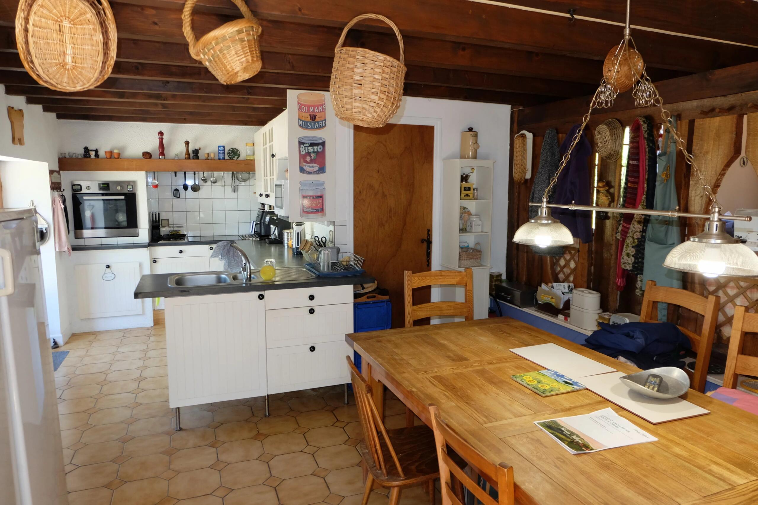 Stone house with swimming pool, Aquitaine – France – BVI84939