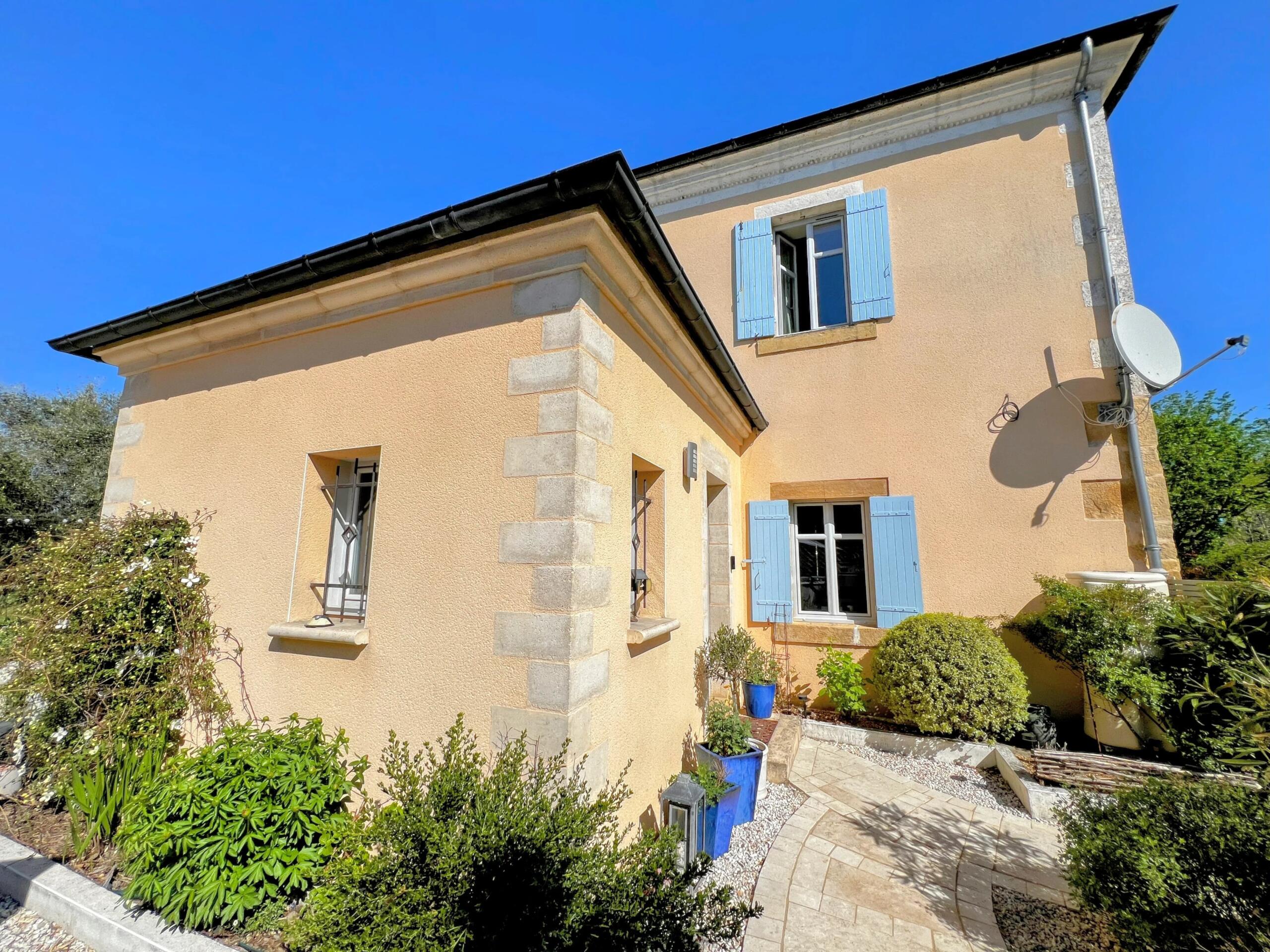 Beautiful fully renovated Maison de Maître, Aquitaine – France – BVI84740