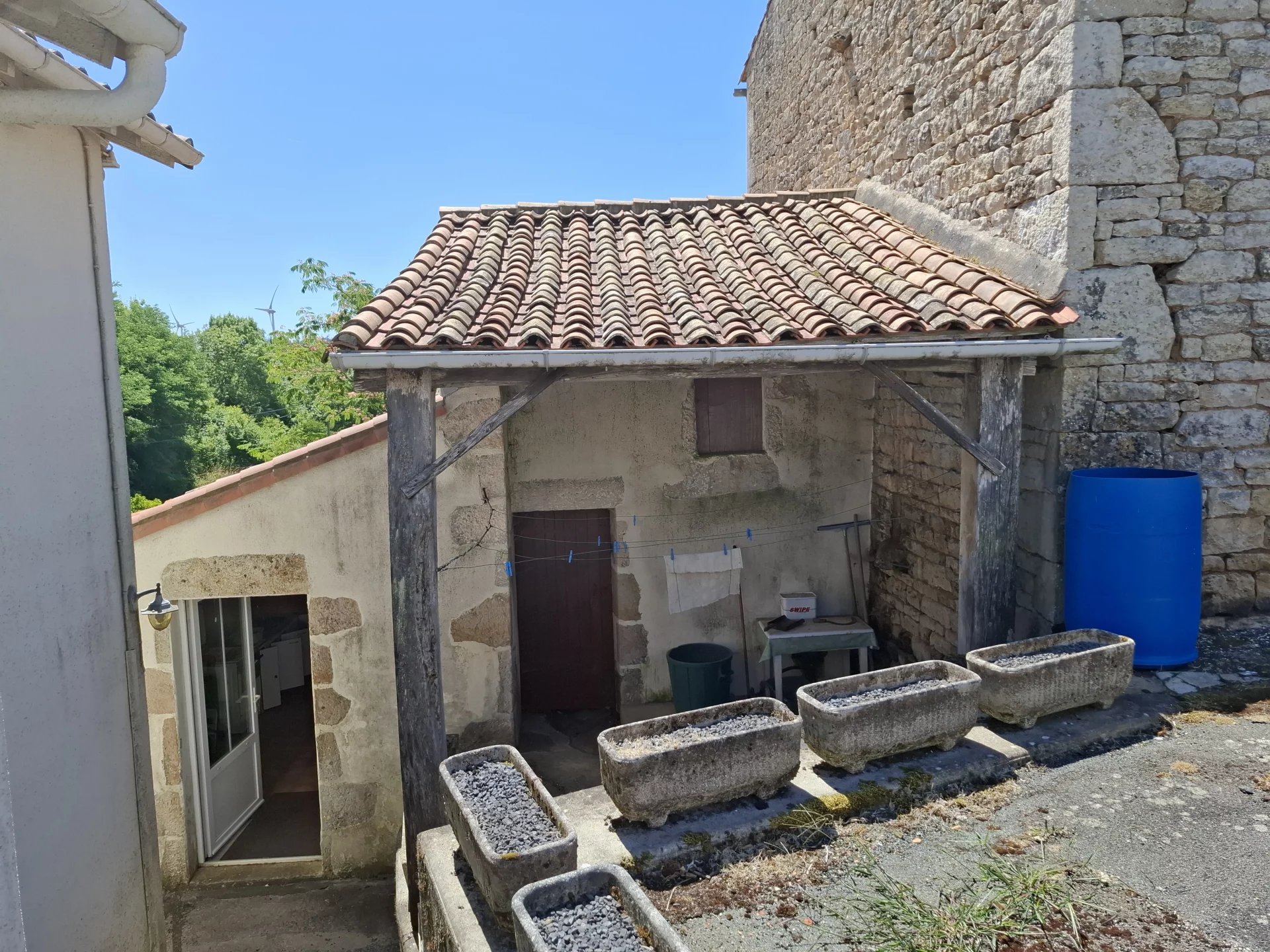 Ideal renovation project in pleasant village setting, Poitou-Charentes – France – BVI77900
