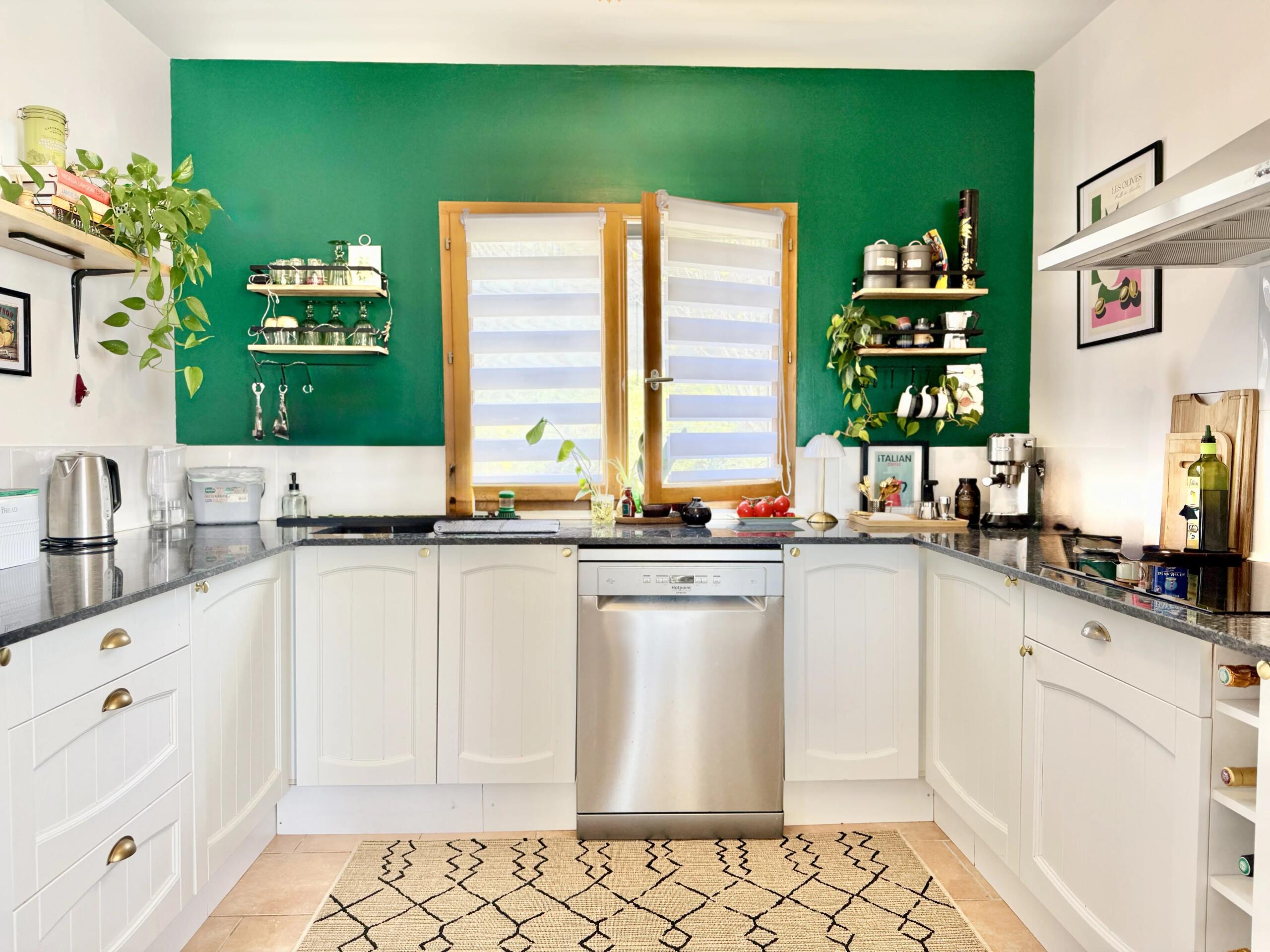 Contemporary 3-Bedroom Home with Panoramic Rural Views, Languedoc-Roussillon – France – BVI83130