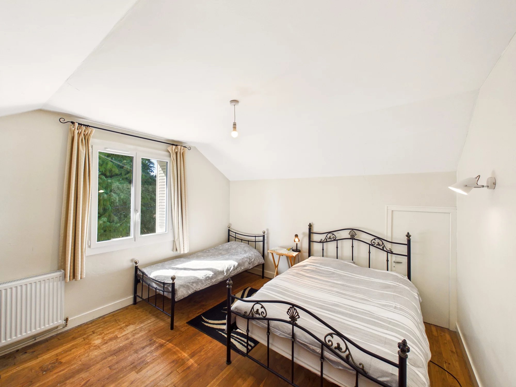 Spacious detached village home with 3 bedrooms and outbuildings, Aquitaine – France – BVI77397