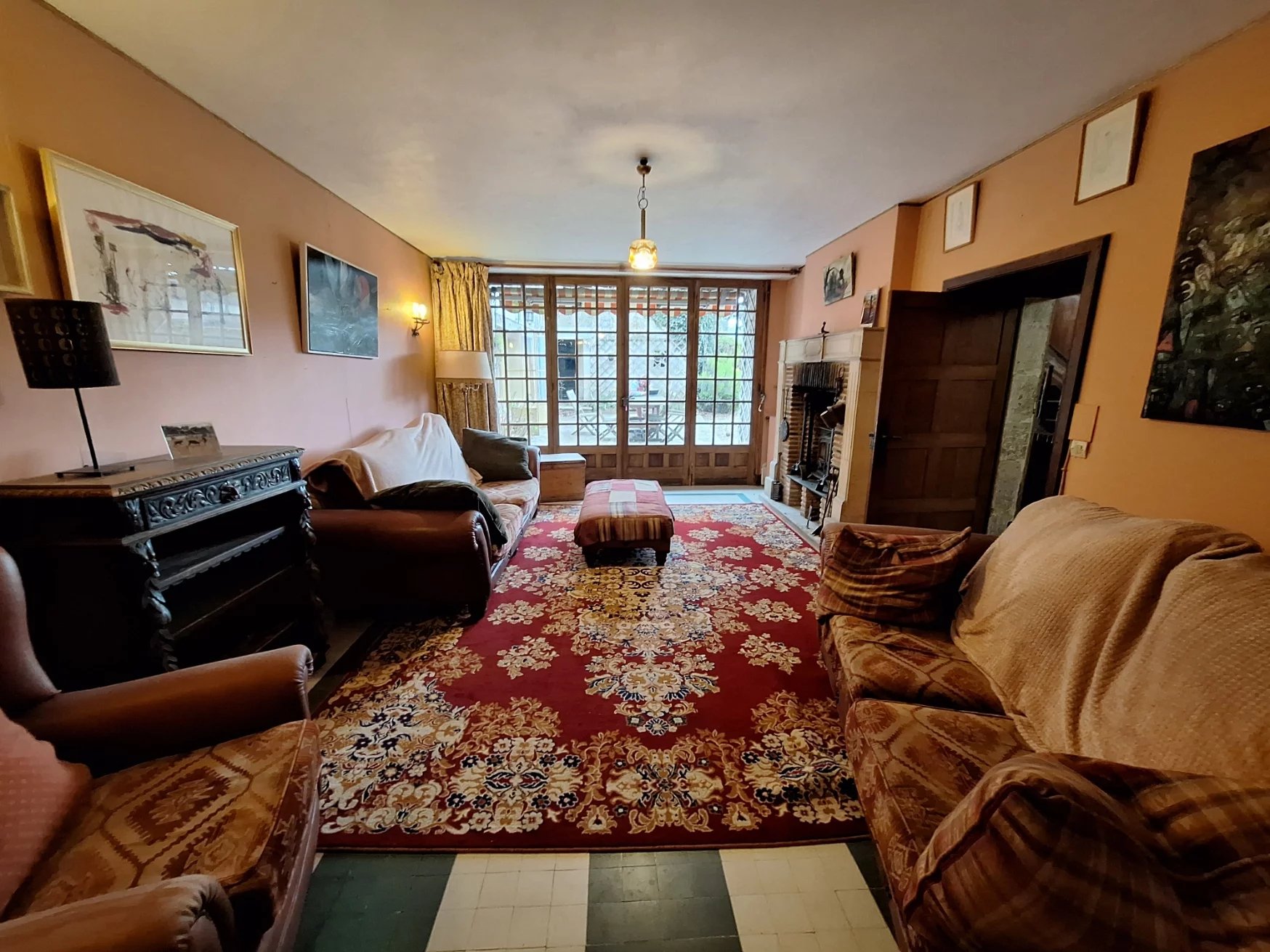 Stylish town house with six bedrooms, Poitou-Charentes – France – BVI79862