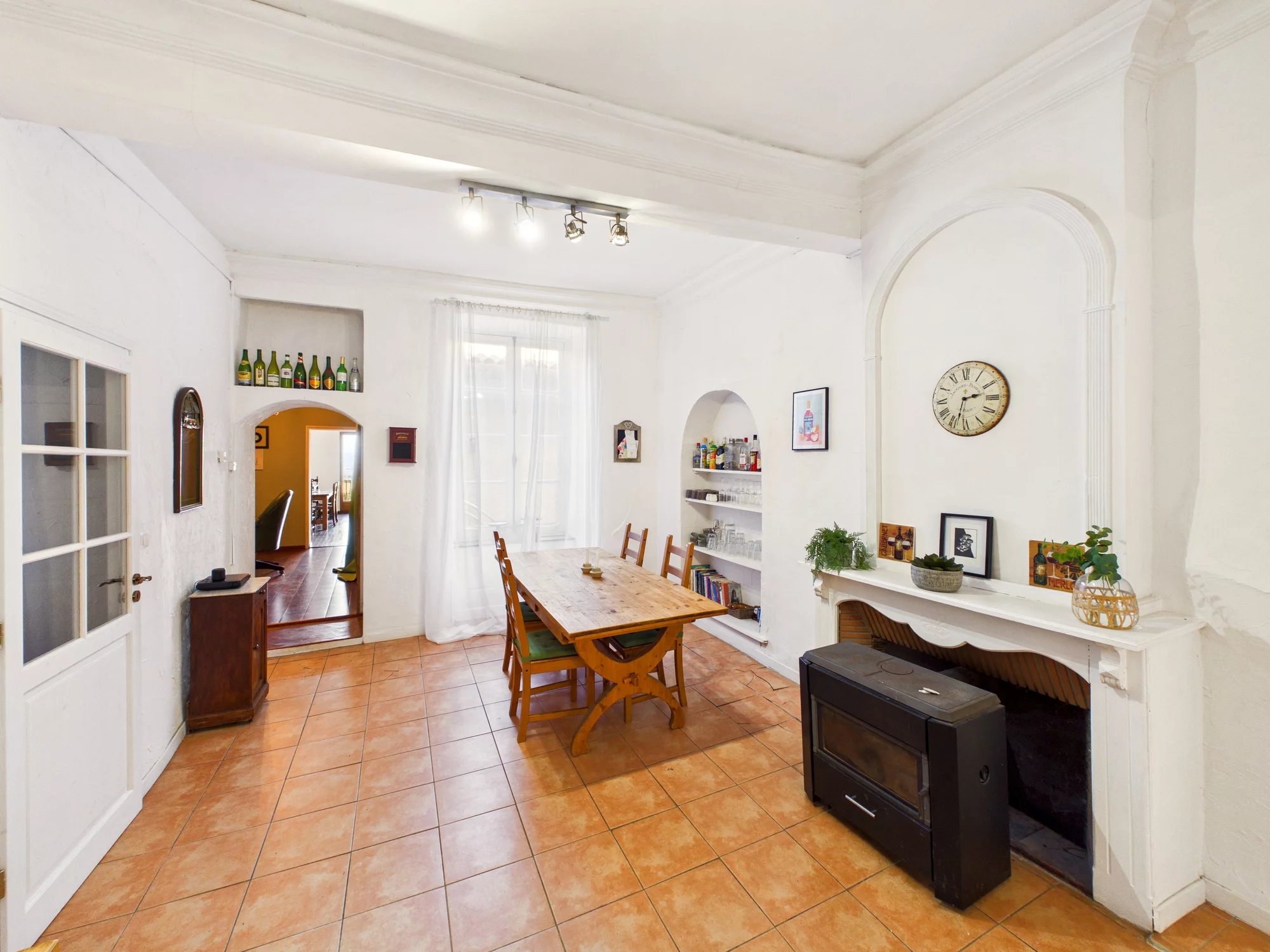 Historic house in the centre with garden, Languedoc-Roussillon – France – BVI84511