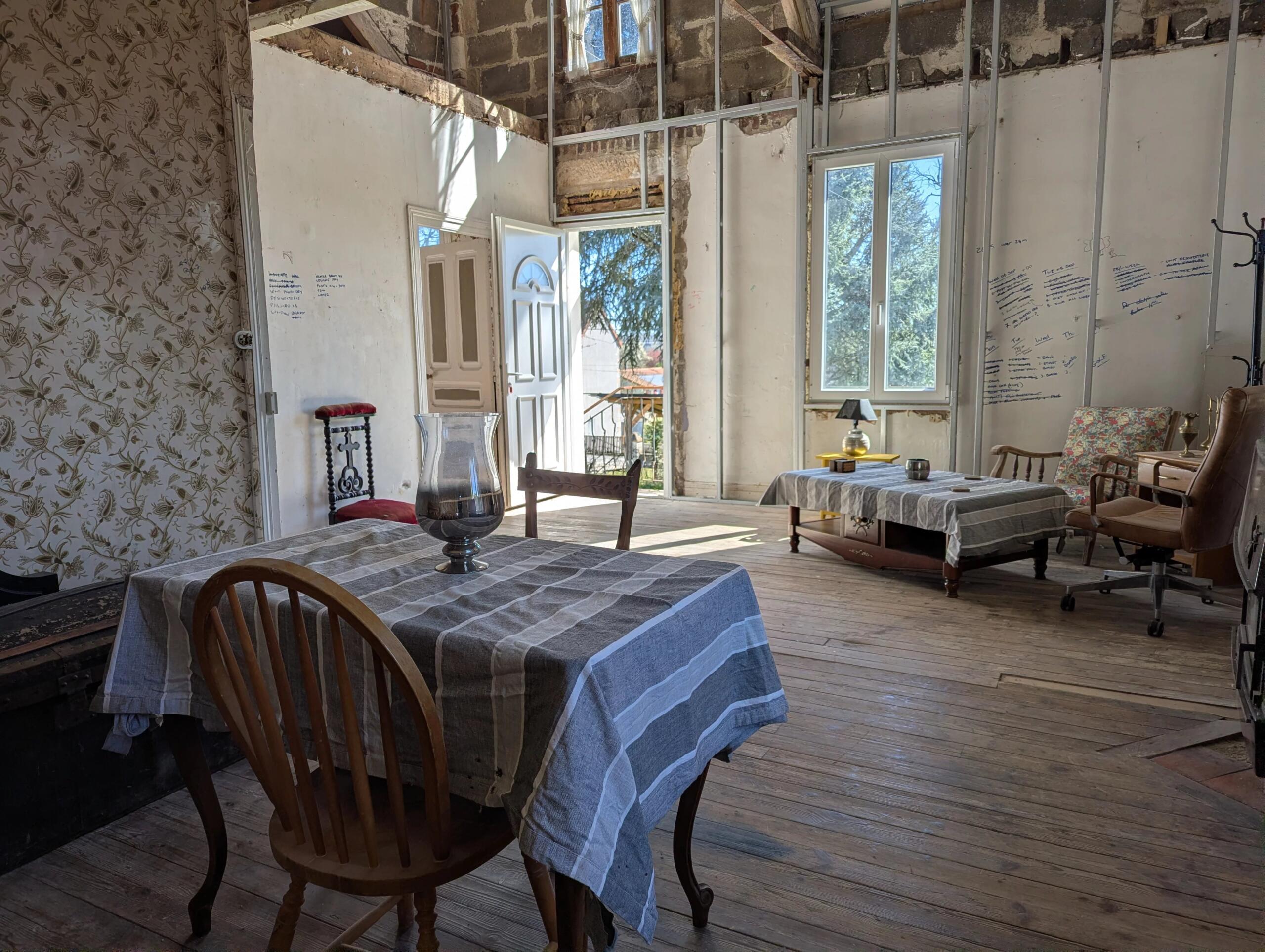 Cute 2 bedroom village property to finish, Poitou-Charentes – France – BVI83618