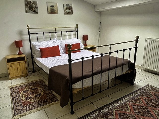 12 bedroom gite in Vinax, Charente-Maritime, France